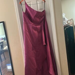 Plus Size Wedding Guest One Side Strap